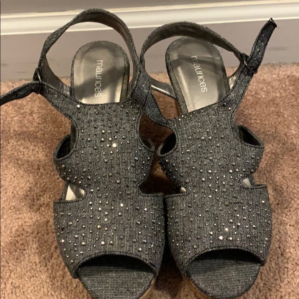 Maurices Wedges